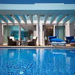 Asfiya Sea View Hotel *